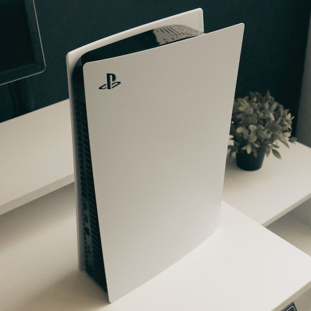 BEMS  PLAYSTATION - PS5 - Shaped mug