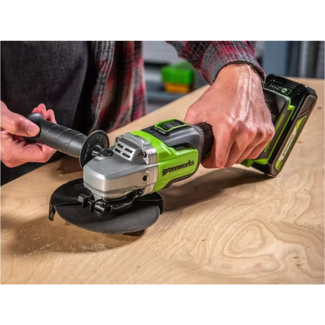 GREENWORKS 24V BRUSHLESS 100MM 2.0AH ANGLE GRINDER KIT