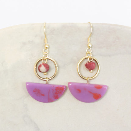 mgenta resin sari earring