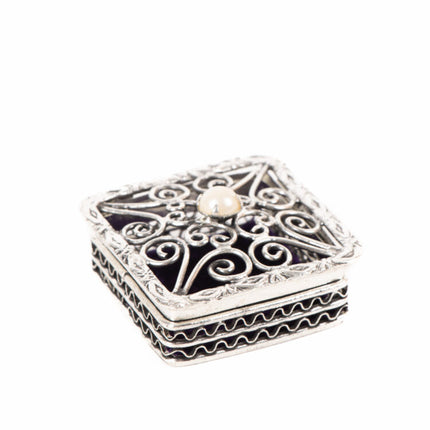 sajai work bead box