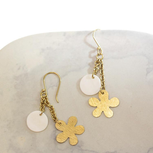 moon and daisy earrings