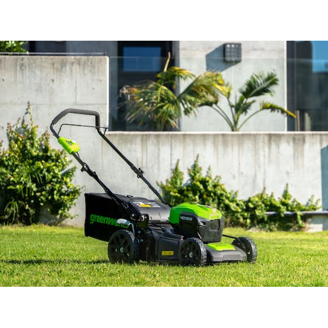 green works lawnmower 40 v 460 mm self propelled 6 0 ah kit