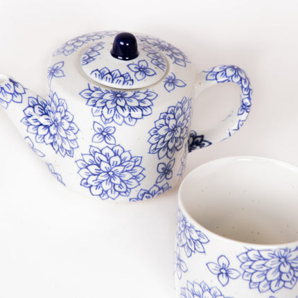 chrysanthemum teapot