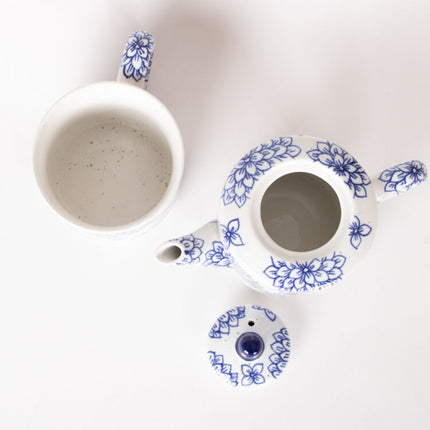 chrysanthemum teapot