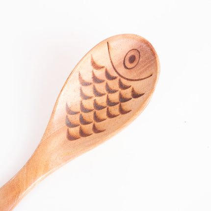 fish design serving spoon 2