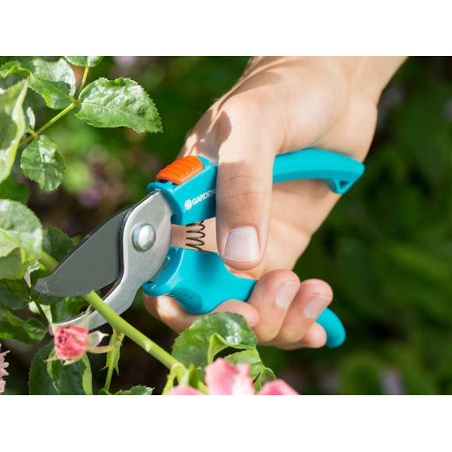 gardena classic bypass secateurs 18 mm