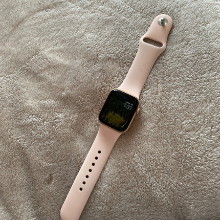 Apple Watch SE 44mm Rosegold