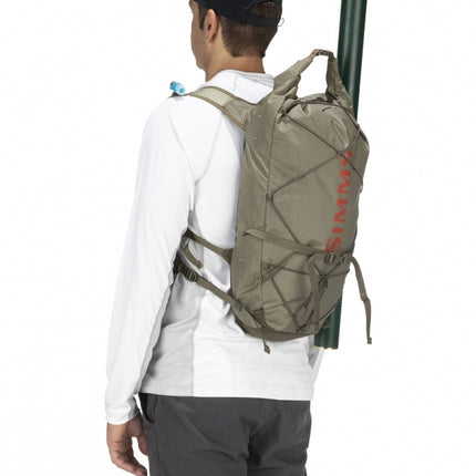 simms flyweight vest pack l xl